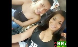 Vai novinha mete ate gozar nesta suruba Vai novinha mete ate gozar nesta suruba
