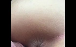 Novinha do cuzinho lindo perdendo a virgindade Novinha do cuzinho lindo perdendo a virgindade
